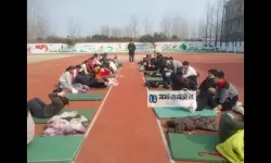 涨精装满肚子上学体育课视频揭秘：如何保持体力充沛