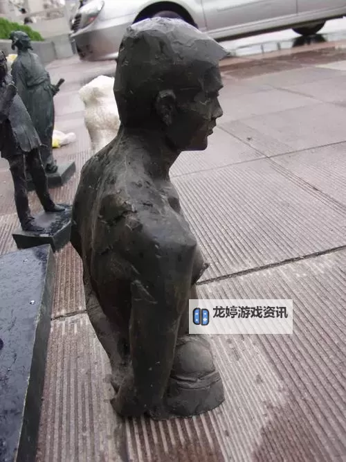 探索之美:早早人体艺术的魅力与表达图1