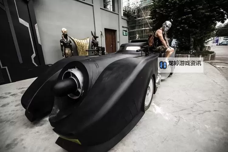 《蝙蝠侠阿甘骑士》蝙蝠车上手使用心得图2