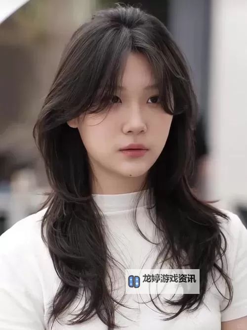 长脸剪什么发型好看?打造完美轮廓的最佳发型推荐图1