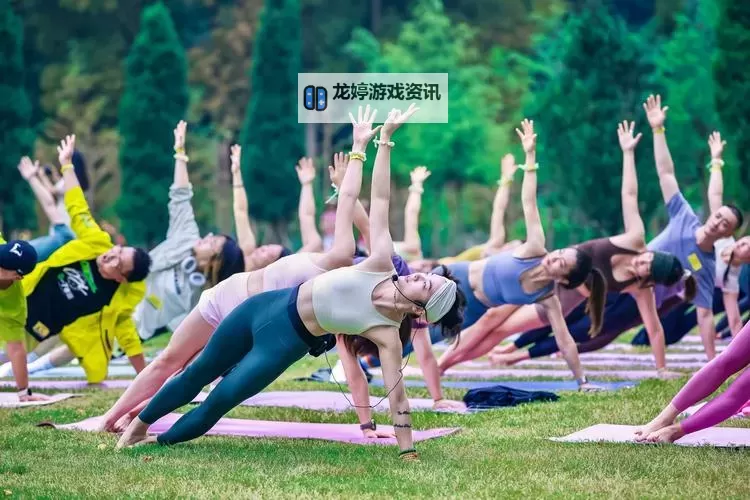 掌握瑜伽狂野式体式进入的技巧与步骤图1