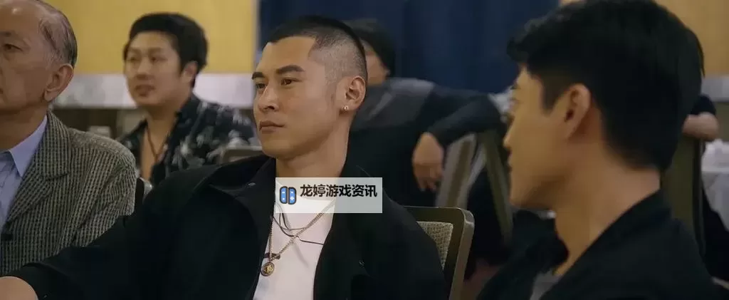 扎职qvod:数字江湖里的边缘日常图1